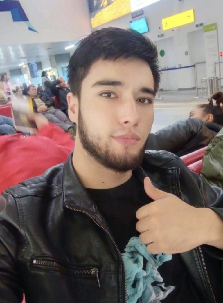 caa3f7a8-4573-4fcc-8b5f-86b69f26c915